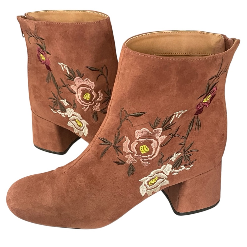 Qupid Pink Suede Embroidered Ankle Boots